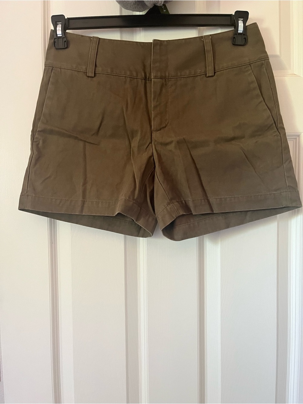 banana republic factory store women’s olive-tan bermuda shorts 100% cotton